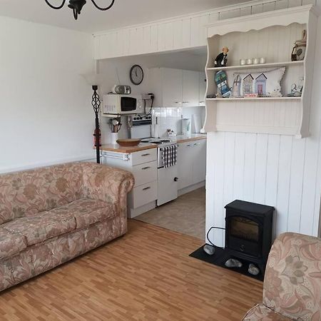 Homely 2 Bed On Popular Sunbeach Holiday Village- 5Min Walk To Beach, Near Great Yarmouth & Norfolk Broads Scratby Zewnętrze zdjęcie